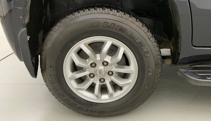2016 Mahindra TUV300 T8 AMT, Diesel, Automatic, 82,527 km, Right Rear Wheel