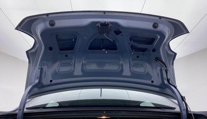 2015 Hyundai Xcent SX 1.2 OPT, Petrol, Manual, 63,776 km, Boot Door Open