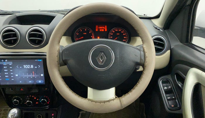 2012 Renault Duster 85 PS RXL DIESEL, Diesel, Manual, 1,15,369 km, Steering Wheel Close Up