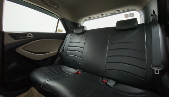 2016 Hyundai Elite i20 ASTA 1.2, Petrol, Manual, 67,007 km, Right Side Rear Door Cabin