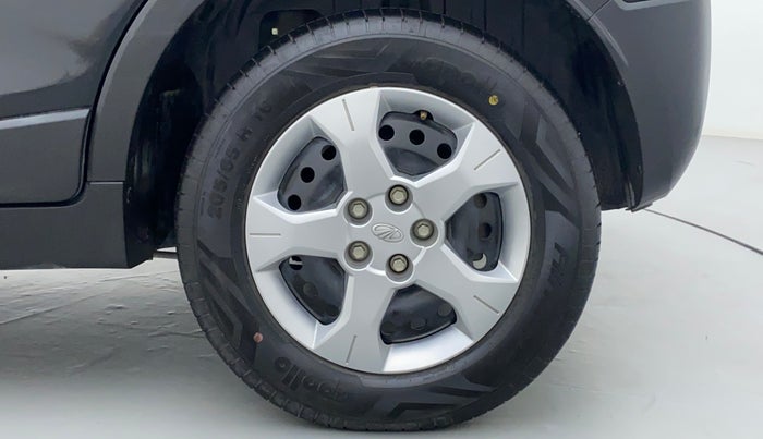 2020 Mahindra XUV300 1.2 W6 MT, Petrol, Manual, 6,958 km, Left Rear Wheel