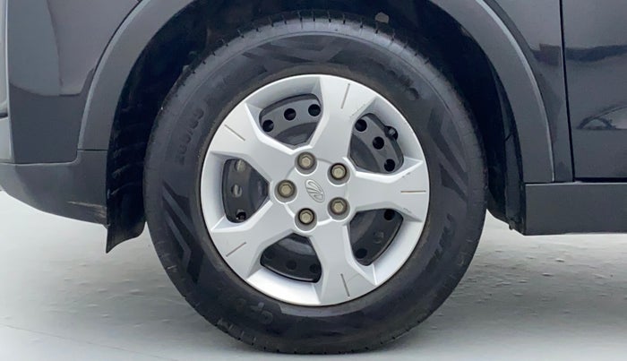 2020 Mahindra XUV300 1.2 W6 MT, Petrol, Manual, 6,958 km, Left Front Wheel