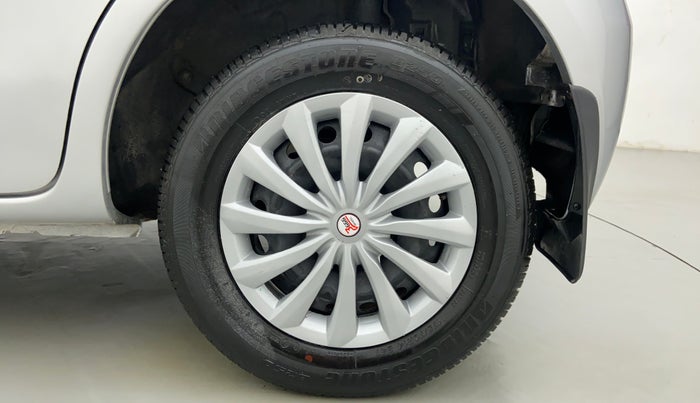 2013 Toyota Etios Liva GD, Diesel, Manual, 68,353 km, Left Rear Wheel