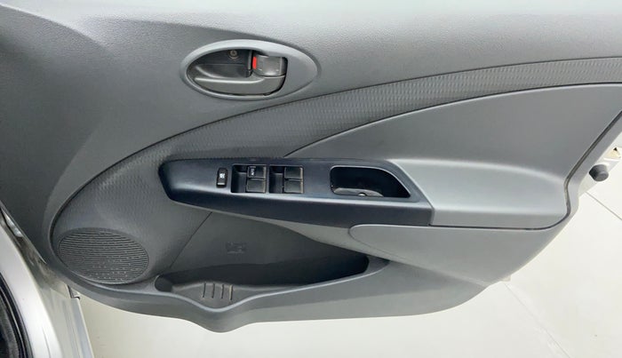 2013 Toyota Etios Liva GD, Diesel, Manual, 68,353 km, Driver Side Door Panels Control