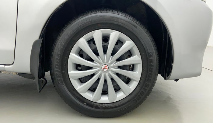 2013 Toyota Etios Liva GD, Diesel, Manual, 68,353 km, Right Front Wheel