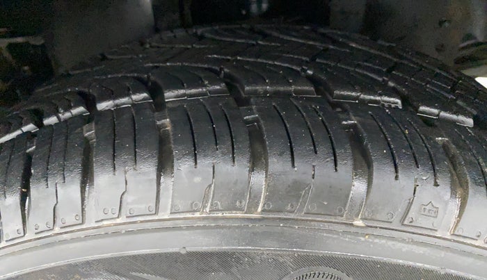 2020 Mahindra Scorpio S5, Diesel, Manual, 15,537 km, Left Front Tyre Tread