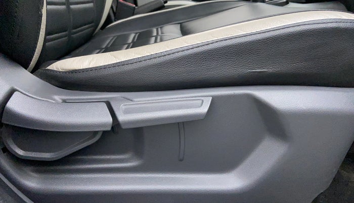2019 Hyundai GRAND I10 NIOS SPORTZ PETROL, Petrol, Manual, 33,701 km, Driver Side Adjustment Panel