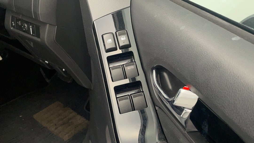 Drivers Side Door Panel Controls