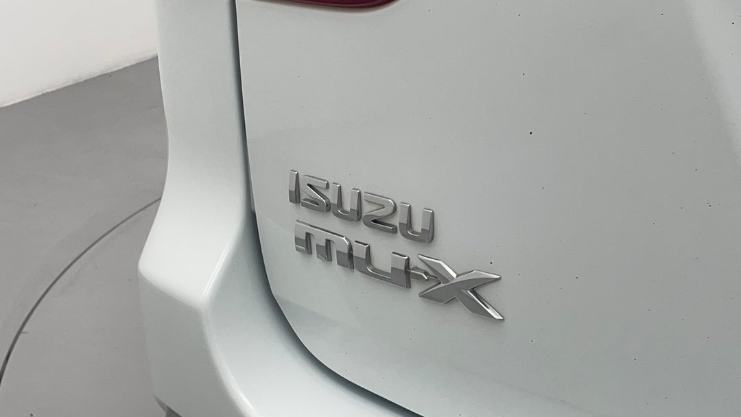 Badge (Boot Left Side)