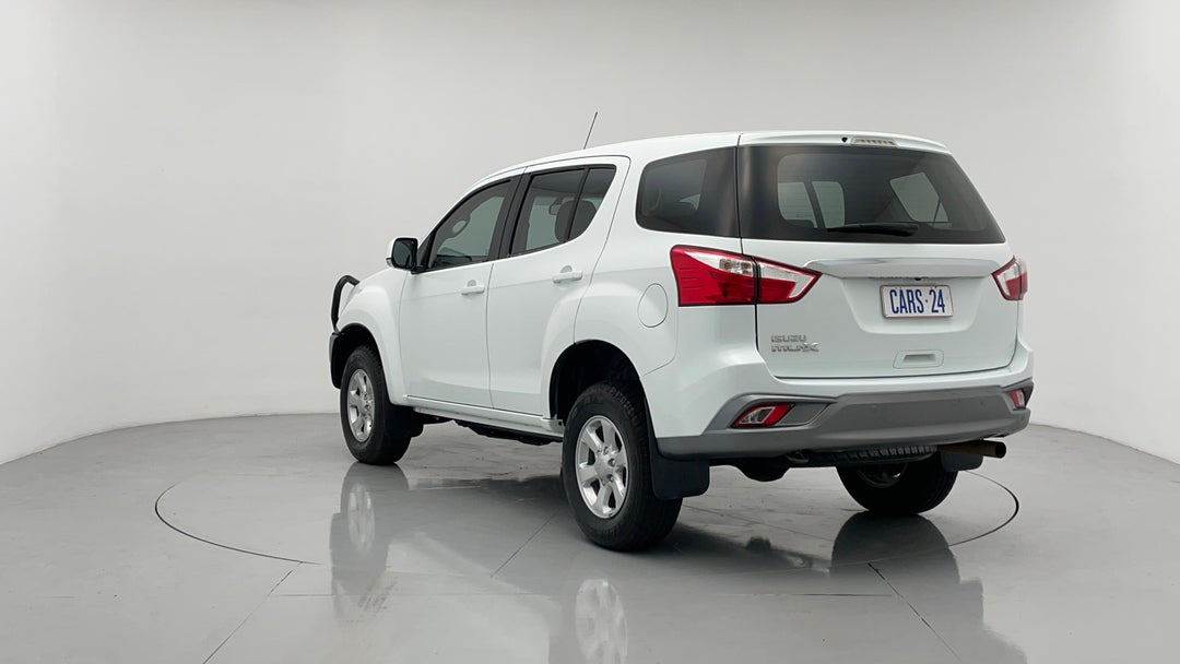 Left Back Diagonal (45- Degree) View