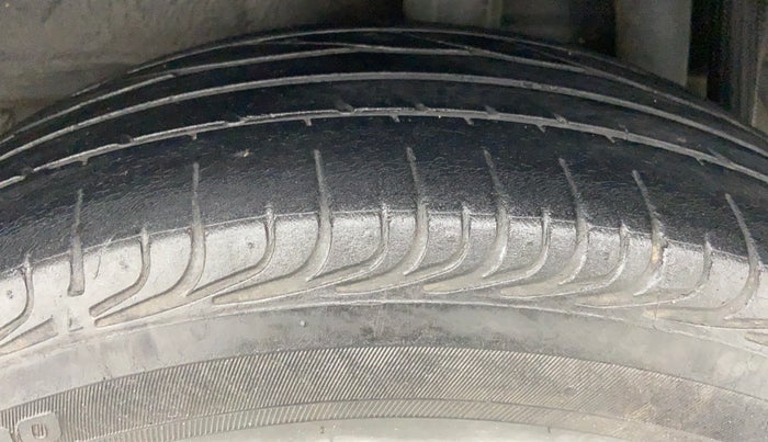 2018 Toyota YARIS V MT, Petrol, Manual, 36,723 km, Left Rear Tyre Tread