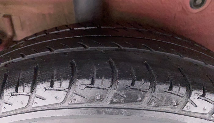 2018 Maruti Celerio ZXI D, Petrol, Manual, 35,647 km, Right Rear Tyre Tread