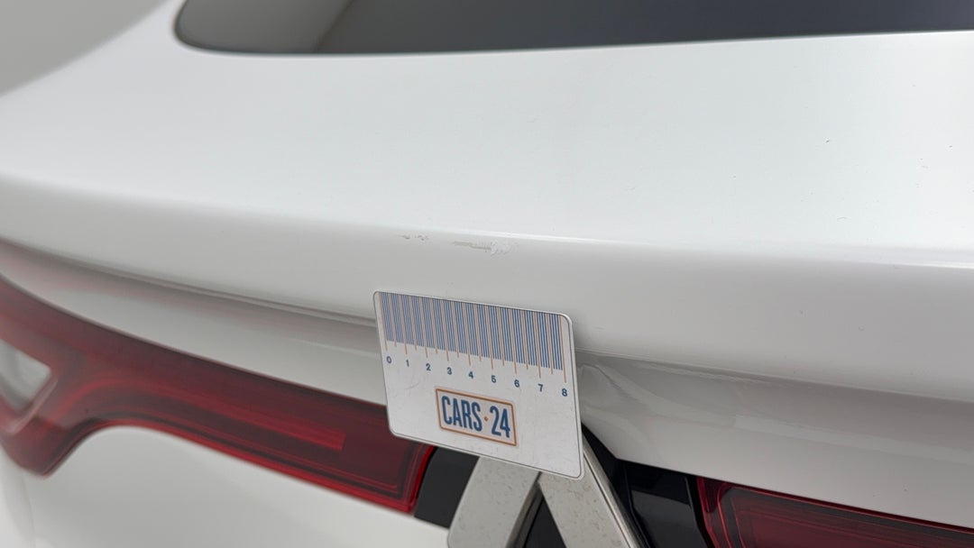 Boot / Tailgate Tailgate Scratch