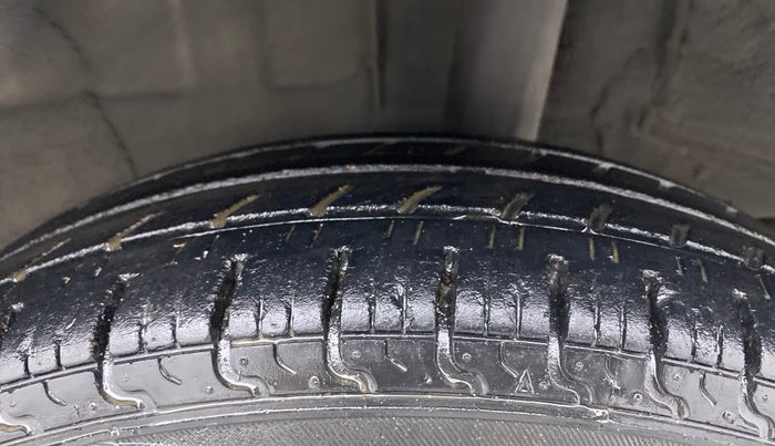 2018 Renault Kwid CLIMBER 1.0, Petrol, Manual, 41,039 km, Left Rear Tyre Tread