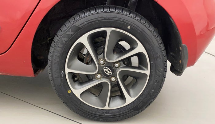 2018 Hyundai Grand i10 SPORTZ AT 1.2 KAPPA VTVT, Petrol, Automatic, 27,854 km, Left Rear Wheel