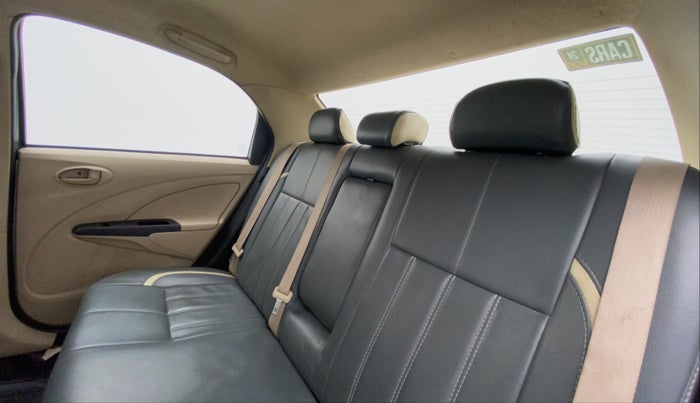 2016 Toyota Etios GD, Diesel, Manual, 19,481 km, Right Side Rear Door Cabin