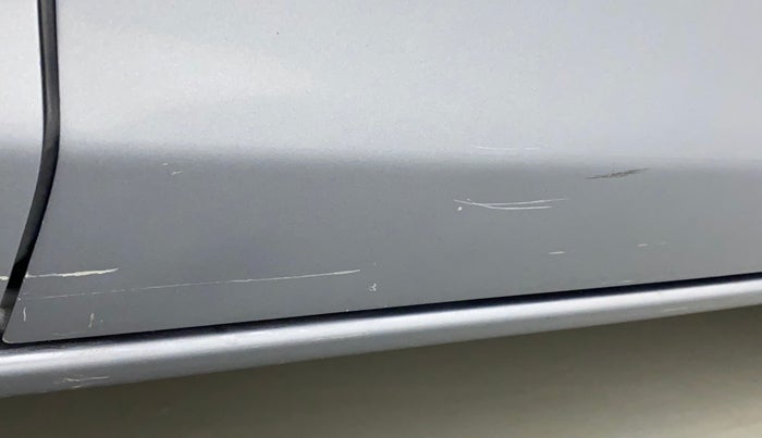 2016 Toyota Etios GD, Diesel, Manual, 19,481 km, Driver-side door - Minor scratches