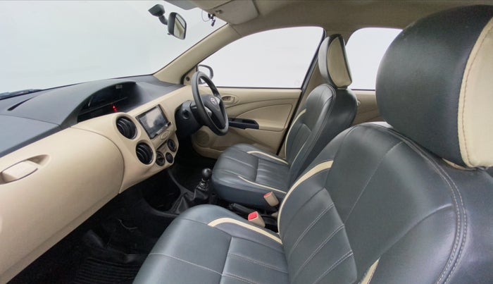 2016 Toyota Etios GD, Diesel, Manual, 19,481 km, Right Side Front Door Cabin