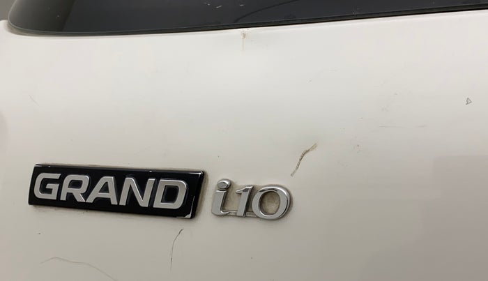 2016 Hyundai Grand i10 ASTA (O) 1.2 KAPPA VTVT, Petrol, Manual, 74,868 km, Dicky (Boot door) - Slightly dented