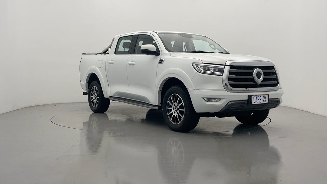 Right Front Diagonal (45- Degree) View