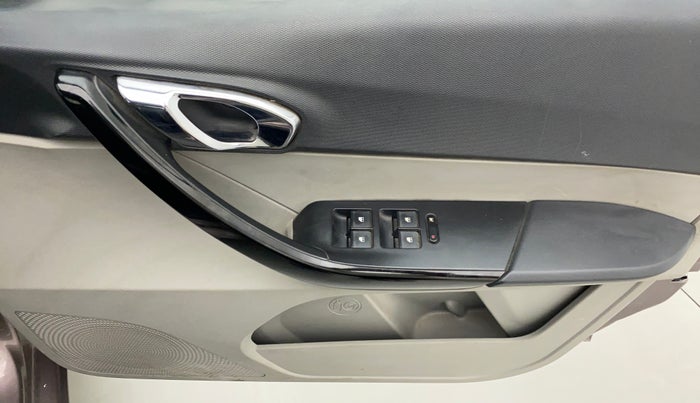 2017 Tata Tiago XZ PETROL, Petrol, Manual, 50,097 km, Driver Side Door Panels Control