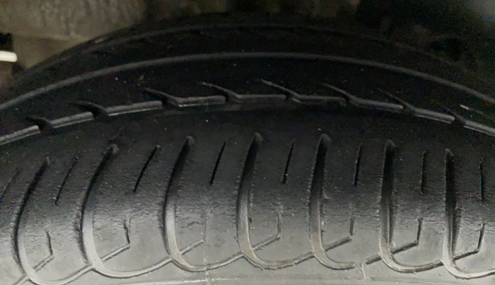 2017 Tata Tiago XZ PETROL, Petrol, Manual, 50,097 km, Right Rear Tyre Tread