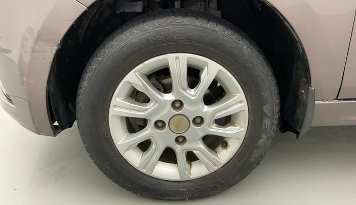 2017 Tata Tiago XZ PETROL, Petrol, Manual, 50,097 km, Left Front Wheel