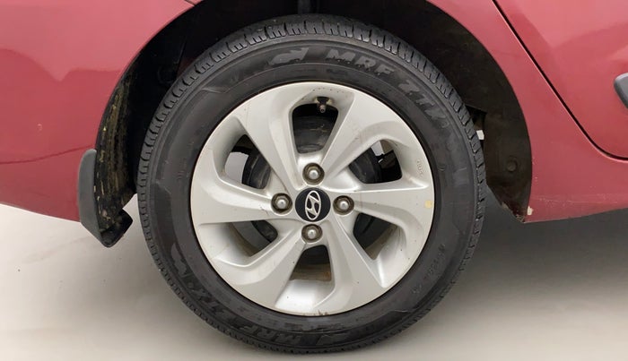 2017 Hyundai Xcent SX 1.2, Petrol, Manual, 33,856 km, Right Rear Wheel
