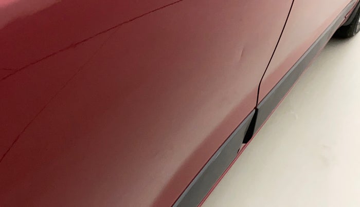 2017 Hyundai Xcent SX 1.2, Petrol, Manual, 33,856 km, Right rear door - Slightly dented