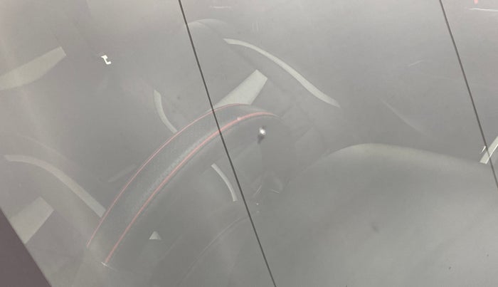 2014 Maruti Swift ZDI, Diesel, Manual, 82,445 km, Front windshield - Minor spot on windshield