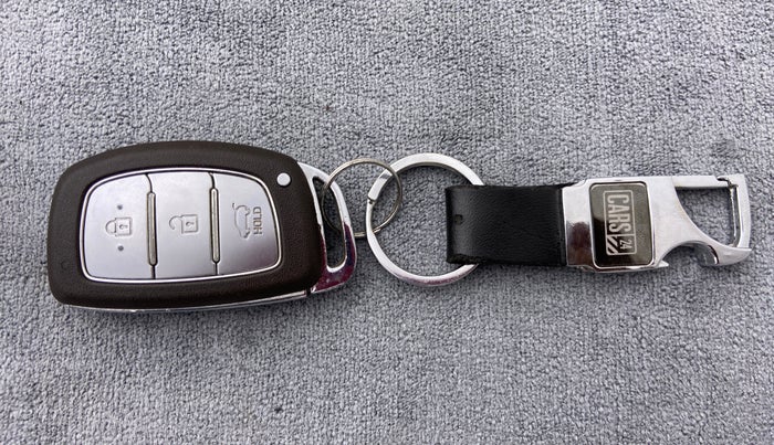 2015 Hyundai Elite i20 ASTA 1.2, Petrol, Manual, 54,141 km, Key Close Up