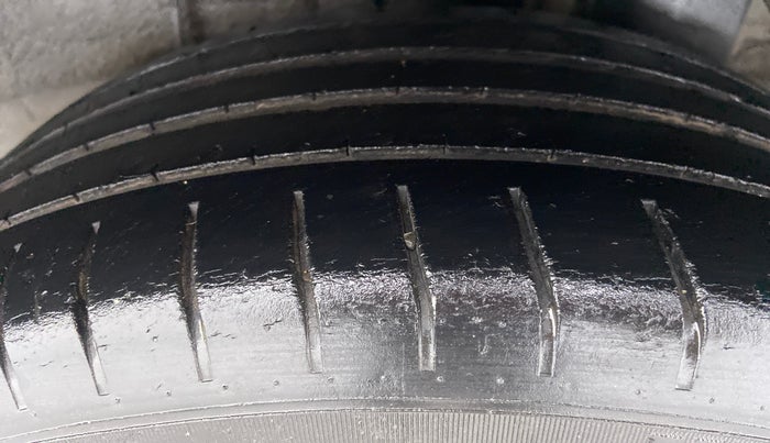 2015 Hyundai Elite i20 ASTA 1.2, Petrol, Manual, 54,141 km, Left Rear Tyre Tread