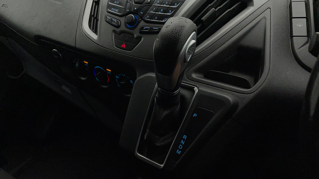 2017 Ford Transit Custom 290s (swb), Automatic, 150960 km, Gear Lever 