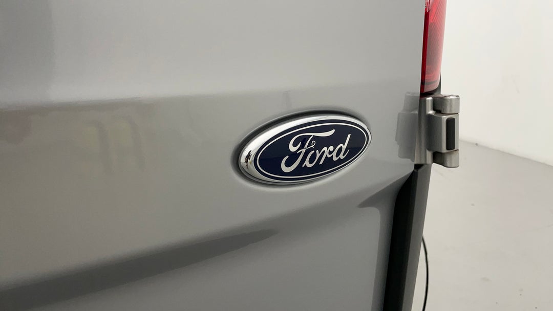 2017 Ford Transit Custom 290s (swb), Automatic, 150960 km, Badge (Boot Right Side)