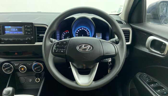 2021 Hyundai VENUE S MT 1.2 KAPPA, Petrol, Manual, 6,063 km, Steering Wheel Close Up