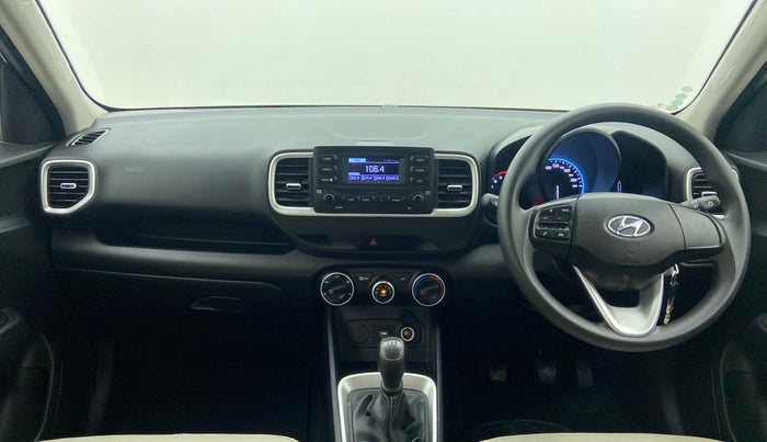 2021 Hyundai VENUE S MT 1.2 KAPPA, Petrol, Manual, 6,063 km, Dashboard