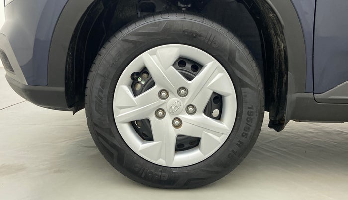 2021 Hyundai VENUE S MT 1.2 KAPPA, Petrol, Manual, 6,063 km, Left Front Wheel