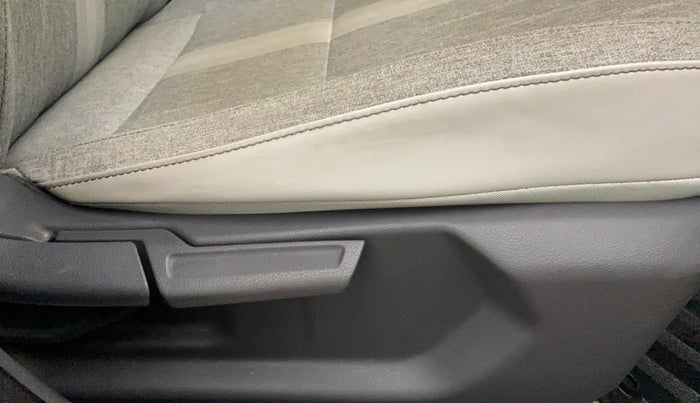 2019 Hyundai GRAND I10 NIOS SPORTZ AMT 1.2 KAPPA VTVT, Petrol, Automatic, 20,873 km, Driver Side Adjustment Panel