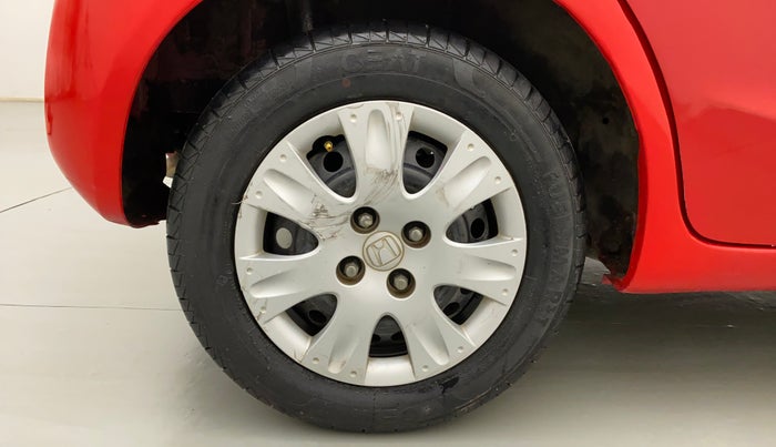 2013 Honda Brio S MT, Petrol, Manual, 68,998 km, Right Rear Wheel