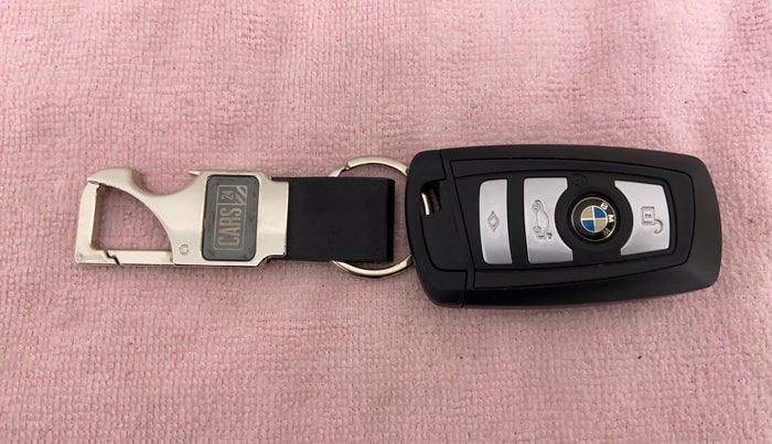 2011 BMW 5 Series 525D 3.0, Diesel, Automatic, 39,176 km, Key Close Up