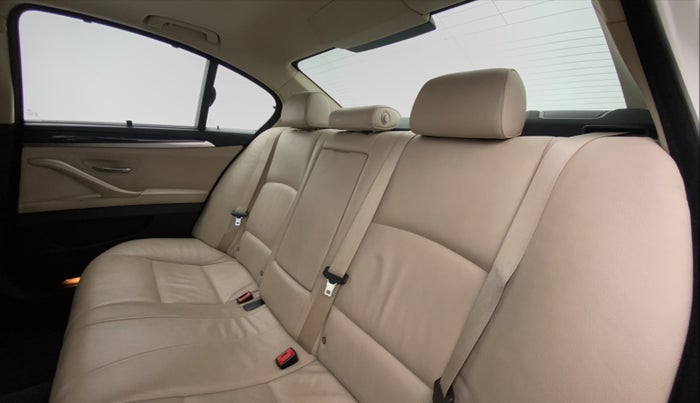 2011 BMW 5 Series 525D 3.0, Diesel, Automatic, 39,176 km, Right Side Rear Door Cabin