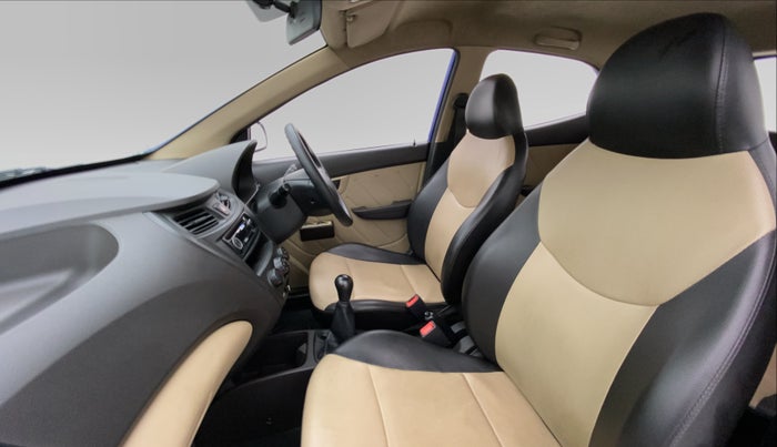 2015 Hyundai Eon D LITE PLUS, Petrol, Manual, 22,182 km, Right Side Front Door Cabin View