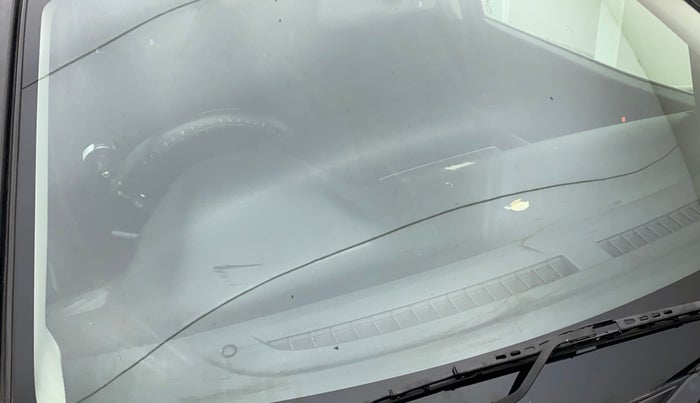 2017 Maruti Baleno ALPHA PETROL 1.2, Petrol, Manual, 71,939 km, Front windshield - Minor spot on windshield