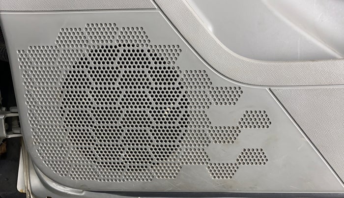 2018 Tata NEXON XM 1.2, CNG, Manual, Speaker