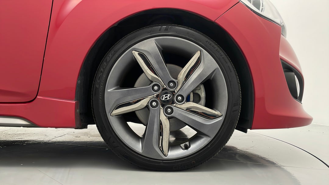 2013 Hyundai Veloster Sr Turbo, Automatic, 99354 km, Right Front Wheel