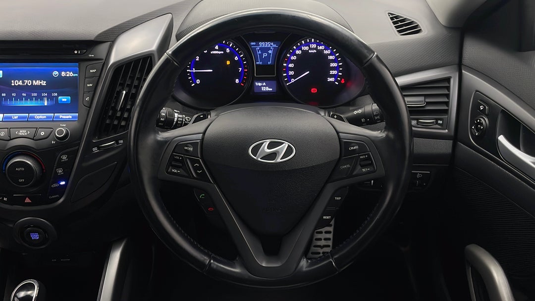 2013 Hyundai Veloster Sr Turbo, Automatic, 99354 km, Steering Wheel Close-up
