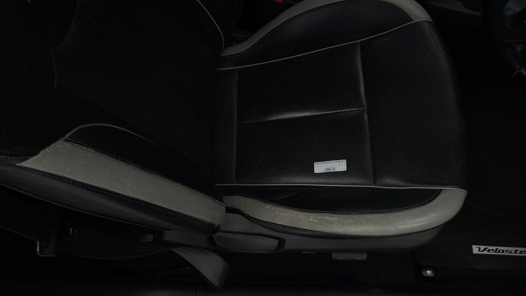 2013 Hyundai Veloster Sr Turbo, Automatic, 99354 km, Seats Front RHS Wear