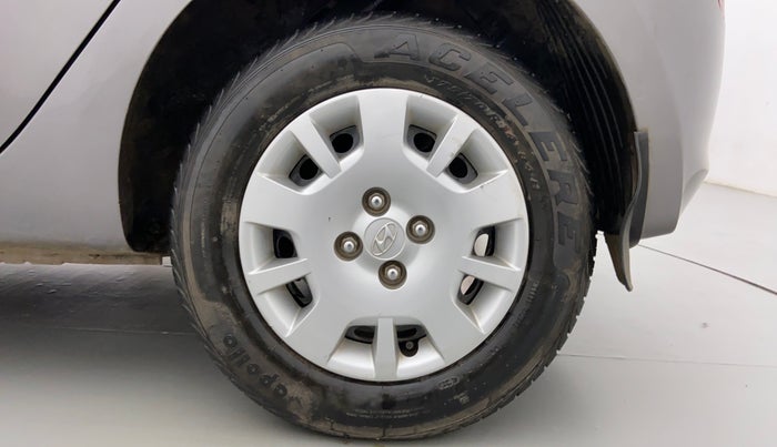 2013 Hyundai i20 MAGNA O 1.2, Petrol, Manual, 41,598 km, Left Rear Wheel