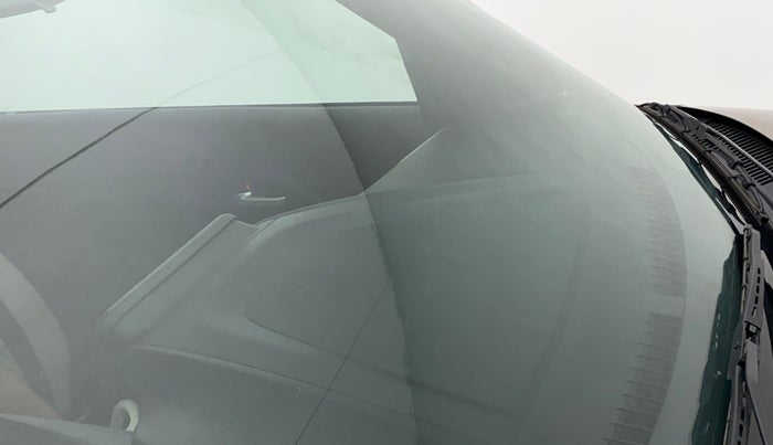 2019 Maruti New Wagon-R VXI 1.2, Petrol, Manual, 47,181 km, Front windshield - Minor spot on windshield