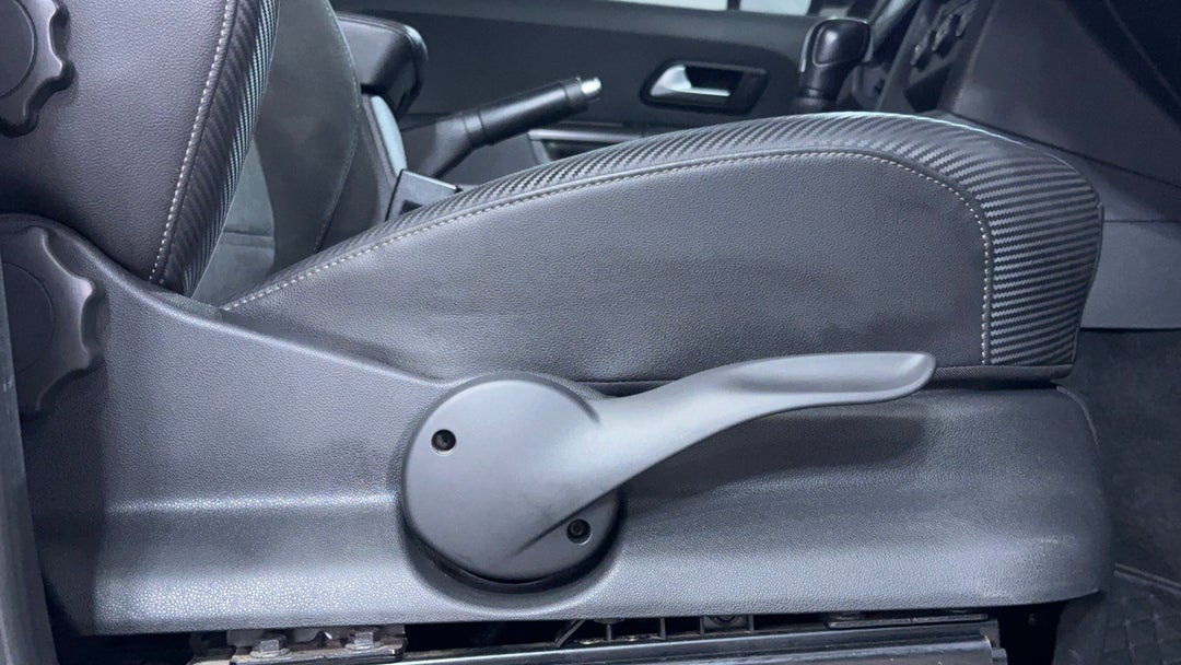 2021 Volkswagen Amarok Tdi580 Highline 4motion, Automatic, 107788 km, Drivers Side Adjustment Panel